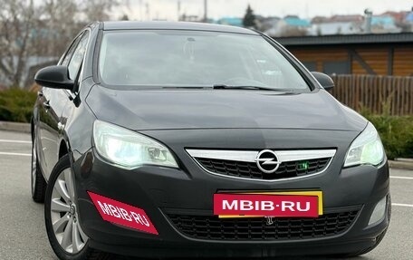Opel Astra J, 2011 год, 665 000 рублей, 3 фотография