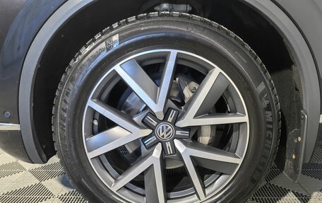 Volkswagen Touareg III, 2019 год, 4 999 000 рублей, 7 фотография