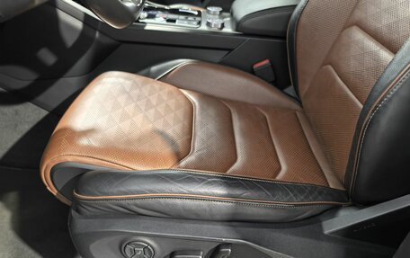 Volkswagen Touareg III, 2019 год, 4 999 000 рублей, 15 фотография