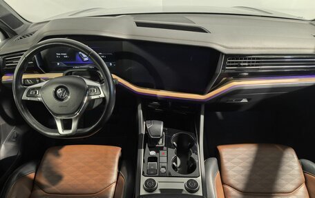 Volkswagen Touareg III, 2019 год, 4 999 000 рублей, 11 фотография