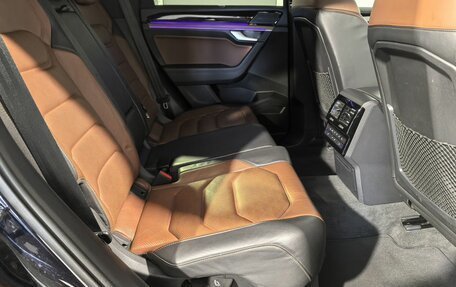 Volkswagen Touareg III, 2019 год, 4 999 000 рублей, 17 фотография