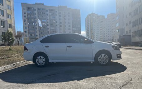 Volkswagen Polo VI (EU Market), 2017 год, 525 000 рублей, 2 фотография