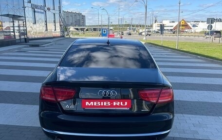 Audi A8, 2012 год, 1 990 000 рублей, 6 фотография