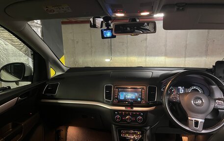 Volkswagen Sharan II, 2015 год, 1 720 000 рублей, 16 фотография