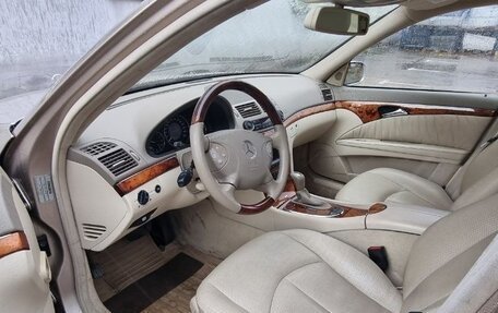 Mercedes-Benz E-Класс, 2006 год, 1 050 000 рублей, 10 фотография