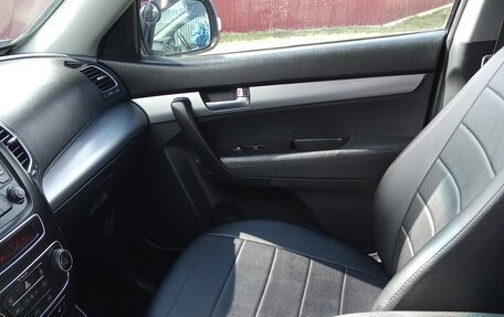 KIA Sorento II рестайлинг, 2013 год, 2 100 000 рублей, 8 фотография