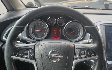 Opel Astra J, 2013 год, 950 000 рублей, 6 фотография