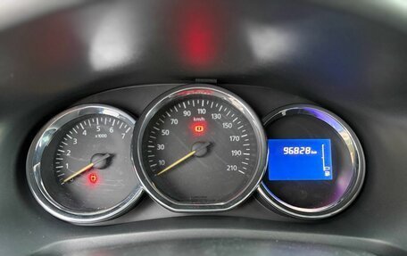 Renault Sandero II рестайлинг, 2017 год, 885 000 рублей, 15 фотография