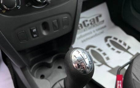 Renault Sandero II рестайлинг, 2017 год, 885 000 рублей, 17 фотография