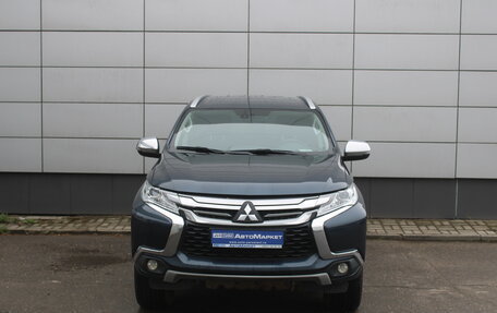 Mitsubishi Pajero Sport III рестайлинг, 2018 год, 2 955 000 рублей, 2 фотография