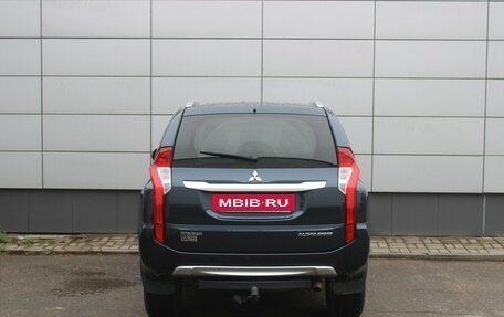 Mitsubishi Pajero Sport III рестайлинг, 2018 год, 2 955 000 рублей, 7 фотография