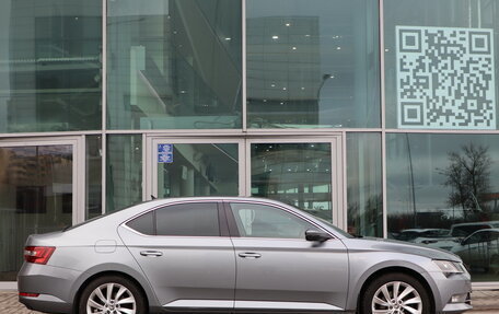 Skoda Superb III рестайлинг, 2017 год, 1 990 000 рублей, 6 фотография