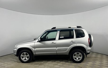 Chevrolet Niva I рестайлинг, 2017 год, 730 000 рублей, 2 фотография