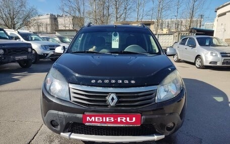 Renault Sandero I, 2014 год, 749 000 рублей, 2 фотография