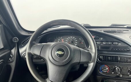 Chevrolet Niva I рестайлинг, 2017 год, 730 000 рублей, 15 фотография