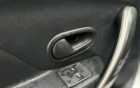 Renault Sandero II рестайлинг, 2019 год, 950 000 рублей, 11 фотография