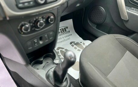 Renault Sandero II рестайлинг, 2019 год, 950 000 рублей, 15 фотография