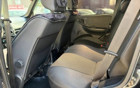 Chevrolet Niva I рестайлинг, 2018 год, 750 000 рублей, 24 фотография