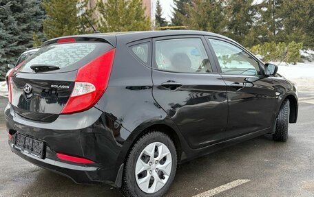 Hyundai Solaris II рестайлинг, 2015 год, 835 000 рублей, 2 фотография