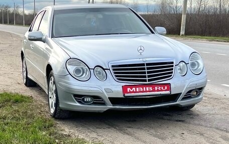 Mercedes-Benz E-Класс, 2007 год, 650 000 рублей, 1 фотография