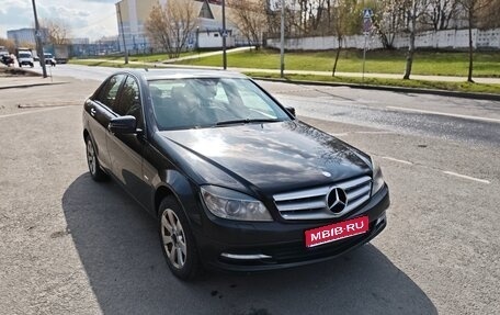 Mercedes-Benz C-Класс, 2010 год, 1 250 000 рублей, 1 фотография