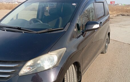 Honda Freed I, 2010 год, 945 000 рублей, 3 фотография