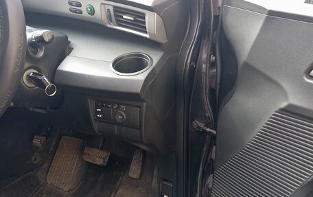 Honda Freed I, 2010 год, 945 000 рублей, 11 фотография