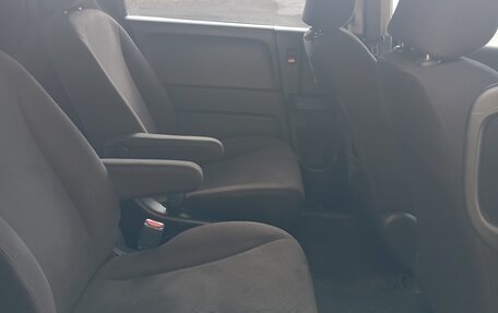 Honda Freed I, 2010 год, 945 000 рублей, 12 фотография