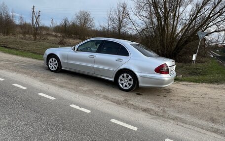 Mercedes-Benz E-Класс, 2007 год, 650 000 рублей, 4 фотография