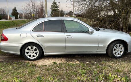 Mercedes-Benz E-Класс, 2007 год, 650 000 рублей, 5 фотография