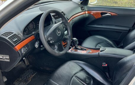 Mercedes-Benz E-Класс, 2007 год, 650 000 рублей, 17 фотография