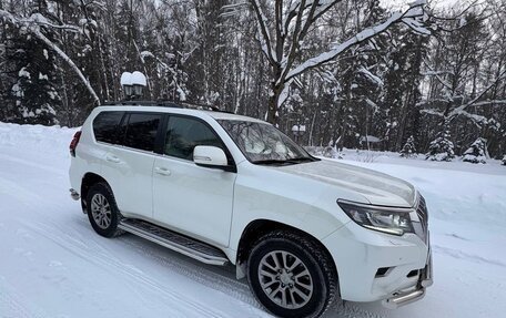 Toyota Land Cruiser Prado 150 рестайлинг 2, 2020 год, 6 145 000 рублей, 5 фотография