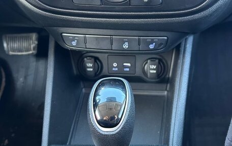 Hyundai Solaris II рестайлинг, 2017 год, 1 180 000 рублей, 12 фотография