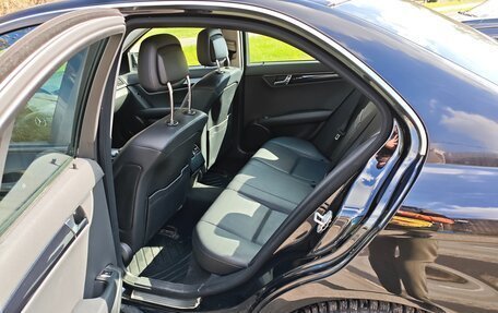 Mercedes-Benz C-Класс, 2010 год, 1 250 000 рублей, 12 фотография