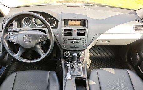 Mercedes-Benz C-Класс, 2010 год, 1 250 000 рублей, 11 фотография