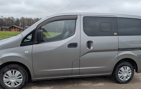 Nissan NV200, 2016 год, 1 000 000 рублей, 3 фотография