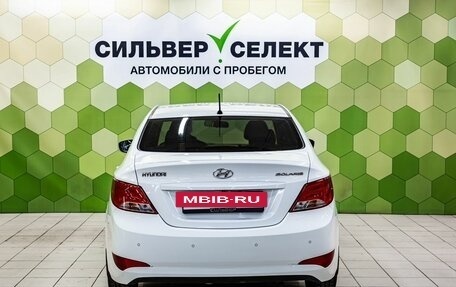 Hyundai Solaris II рестайлинг, 2015 год, 900 000 рублей, 4 фотография