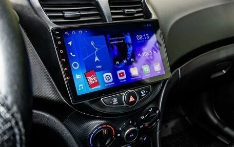 Hyundai Solaris II рестайлинг, 2015 год, 900 000 рублей, 20 фотография