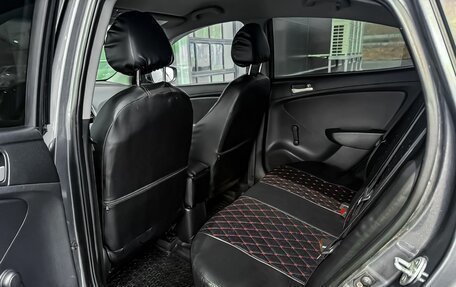 Hyundai Solaris II рестайлинг, 2012 год, 650 000 рублей, 12 фотография