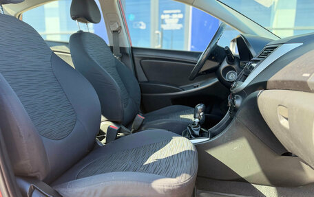 Hyundai Solaris II рестайлинг, 2016 год, 820 000 рублей, 12 фотография