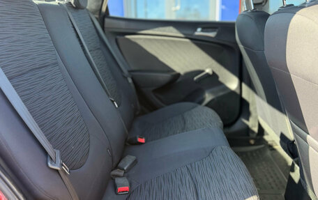 Hyundai Solaris II рестайлинг, 2016 год, 820 000 рублей, 13 фотография