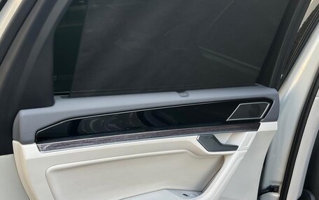 Volkswagen Touareg III, 2021 год, 4 990 000 рублей, 13 фотография