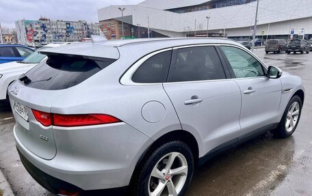 Jaguar F-Pace, 2017 год, 2 385 000 рублей, 3 фотография