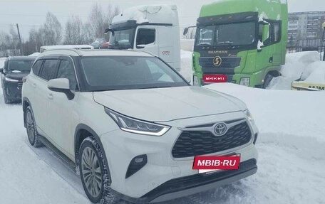 Toyota Highlander, 2023 год, 5 100 000 рублей, 2 фотография