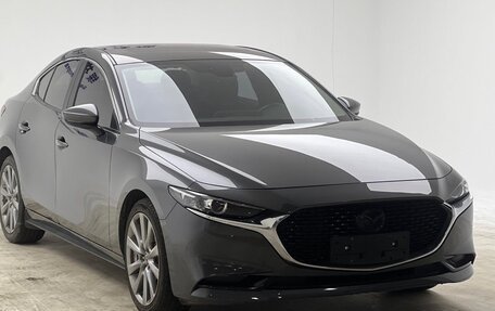 Mazda 3, 2021 год, 2 010 000 рублей, 3 фотография