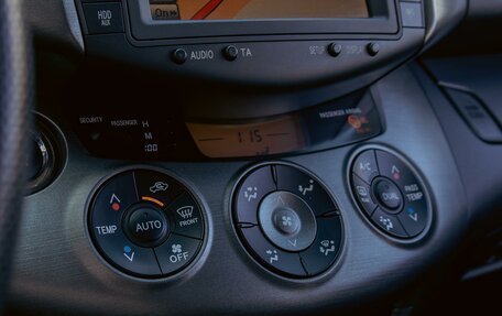 Toyota RAV4, 2011 год, 1 395 000 рублей, 15 фотография