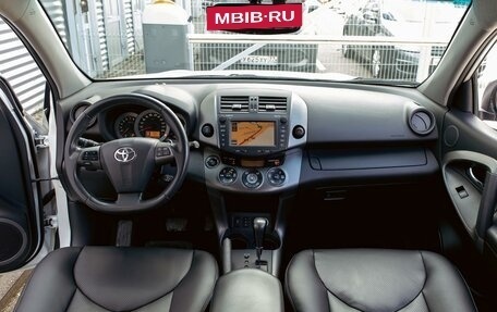Toyota RAV4, 2011 год, 1 395 000 рублей, 16 фотография