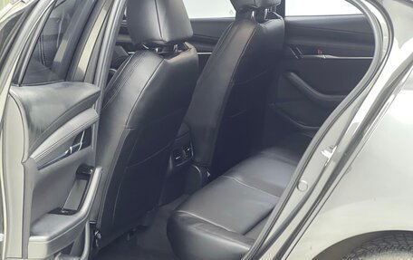 Mazda 3, 2021 год, 2 010 000 рублей, 6 фотография