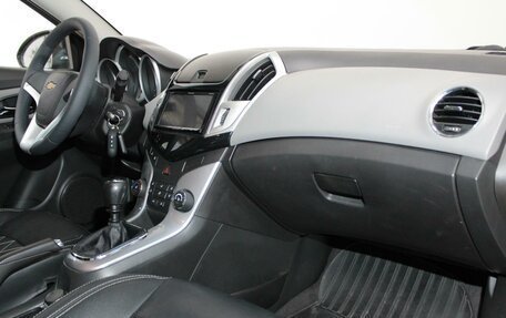 Chevrolet Cruze II, 2012 год, 819 000 рублей, 9 фотография