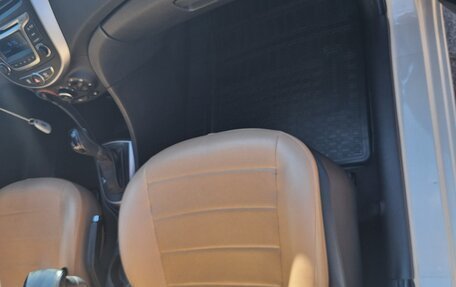 Hyundai Solaris II рестайлинг, 2016 год, 1 000 070 рублей, 4 фотография